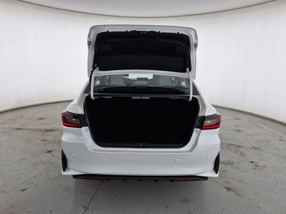 تويوتا يارس Y 2023 