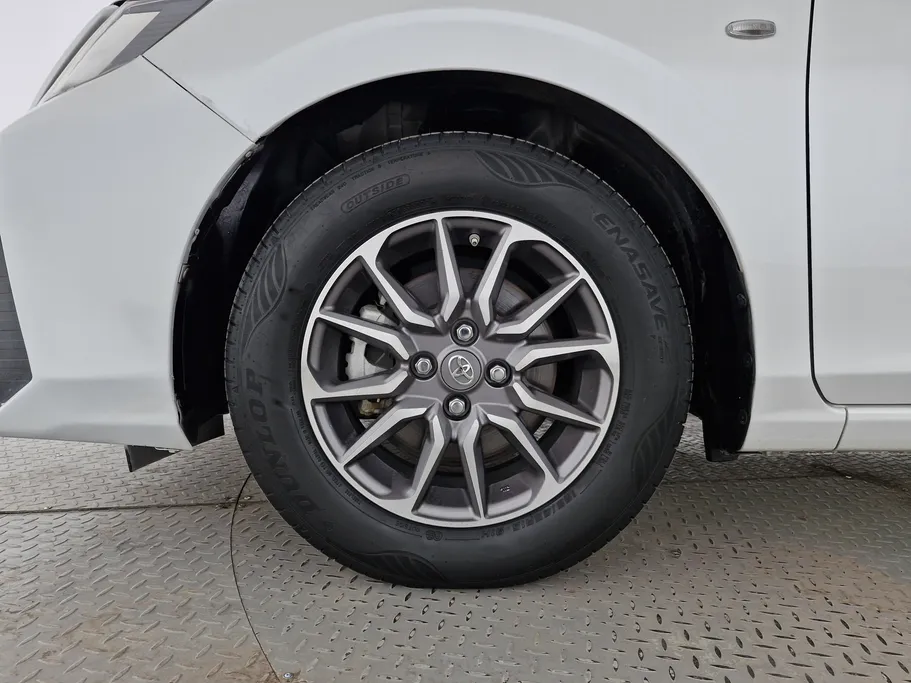 تويوتا يارس Y 2023 