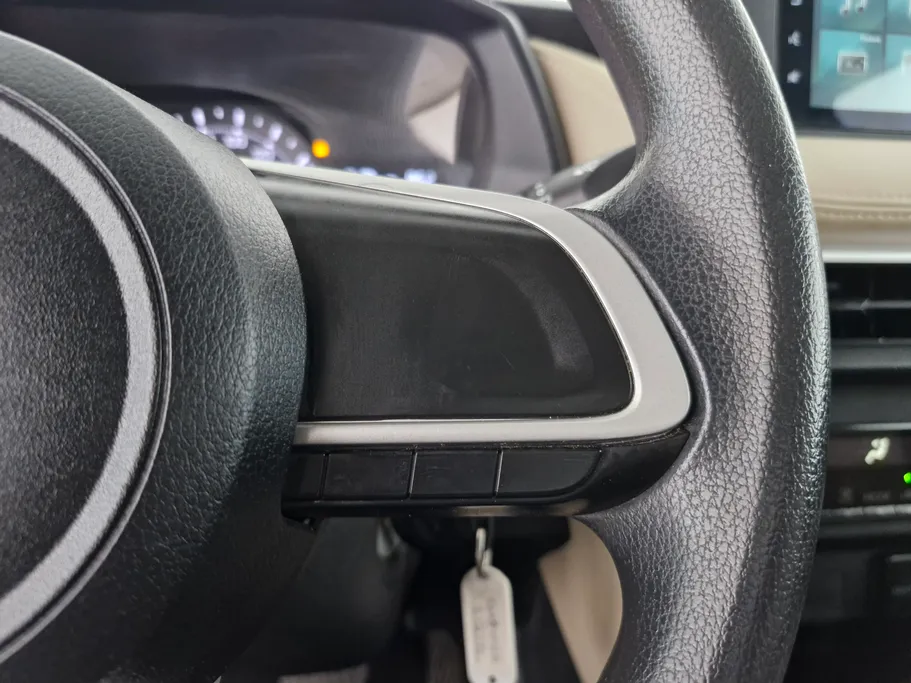 تويوتا يارس Y 2023 