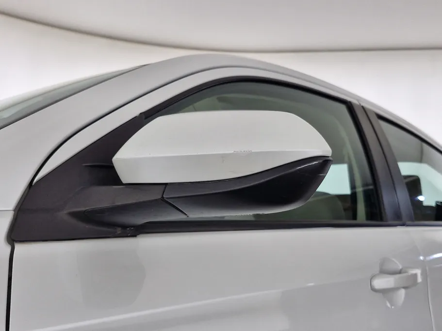 تويوتا يارس Y 2023 