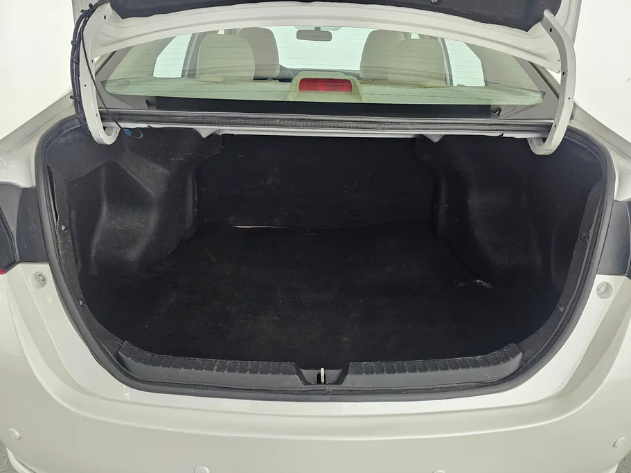 2021 Toyota Yaris  Y 