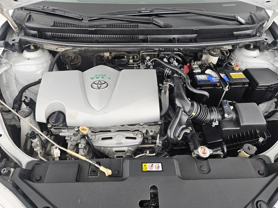 2021 Toyota Yaris  Y 