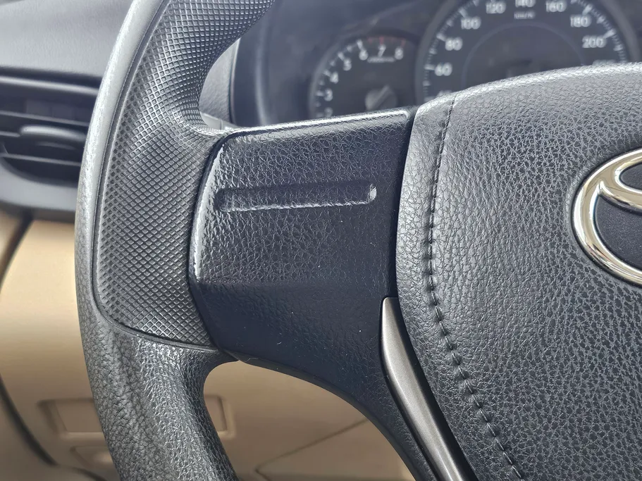 2021 Toyota Yaris  Y 