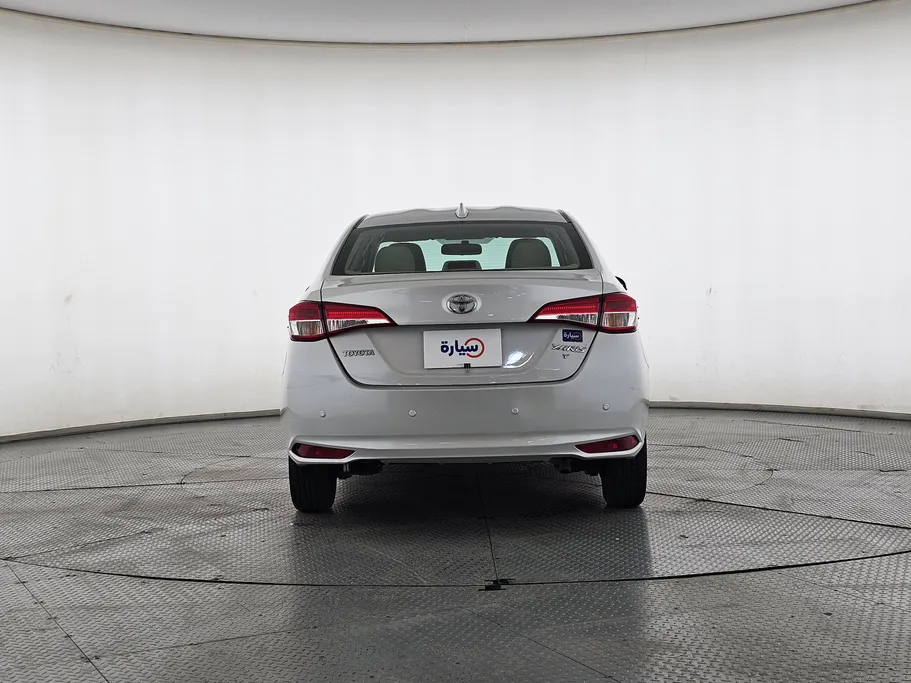 2021 Toyota Yaris  Y 