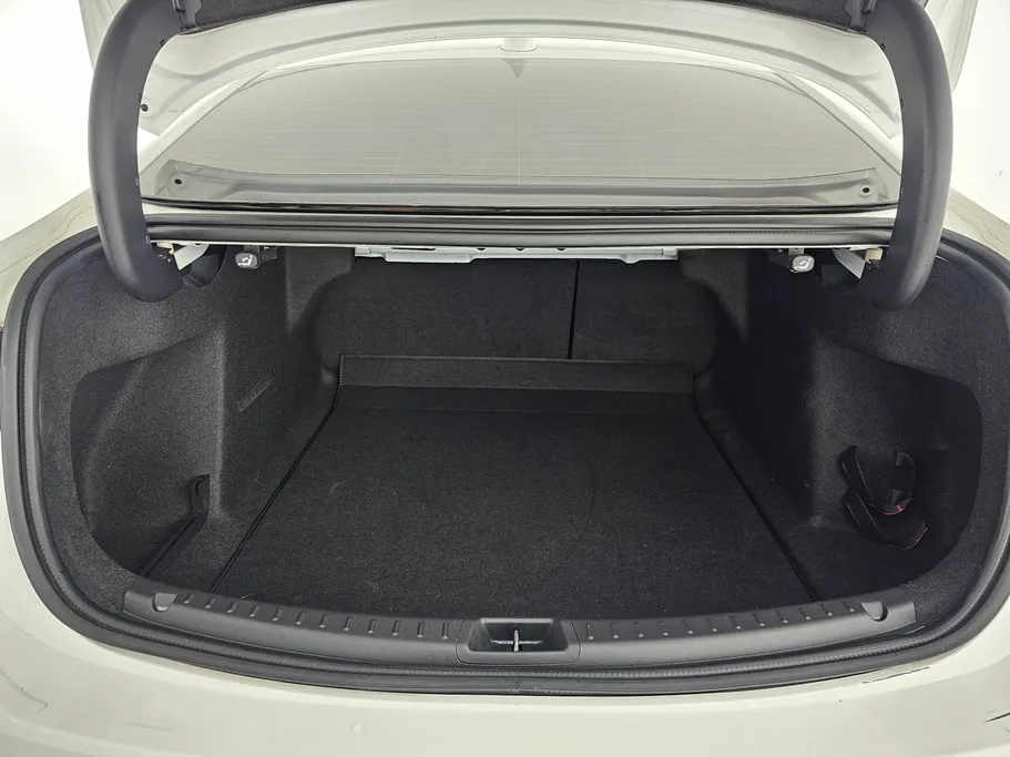 2023 Ford Taurus Trend 