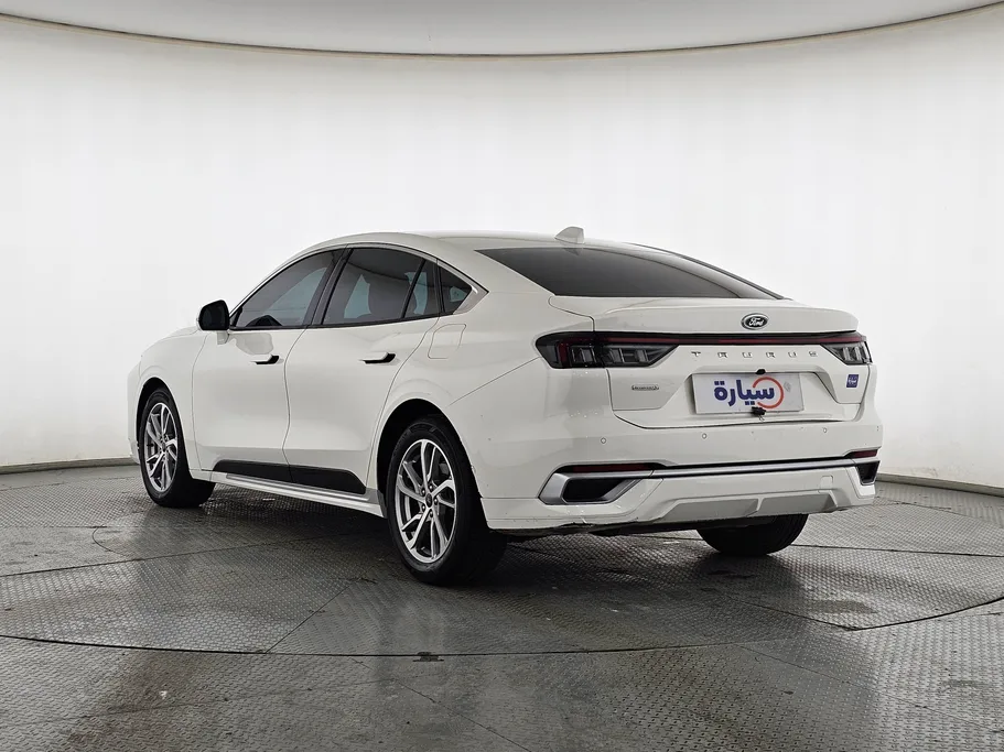 2023 Ford Taurus Trend 