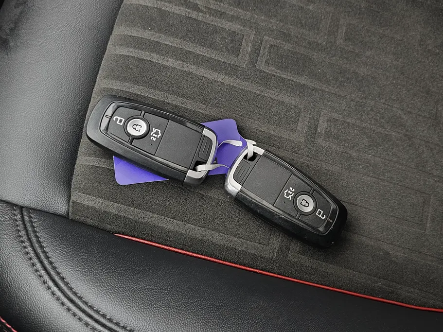 2023 Ford Taurus Trend 