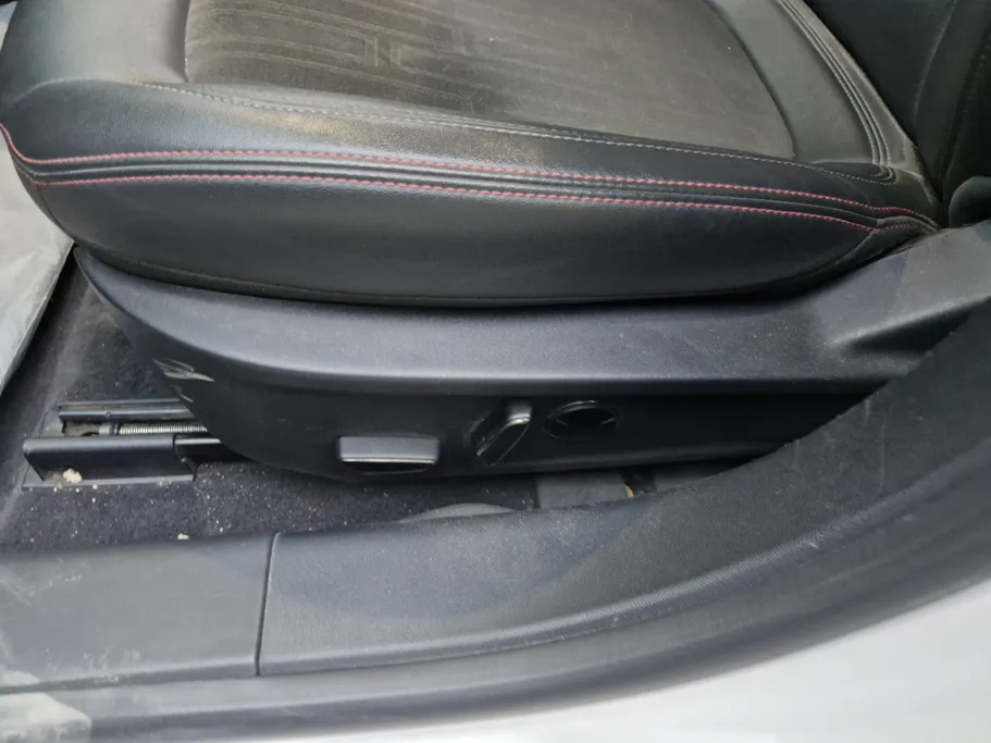 2023 Ford Taurus Trend 