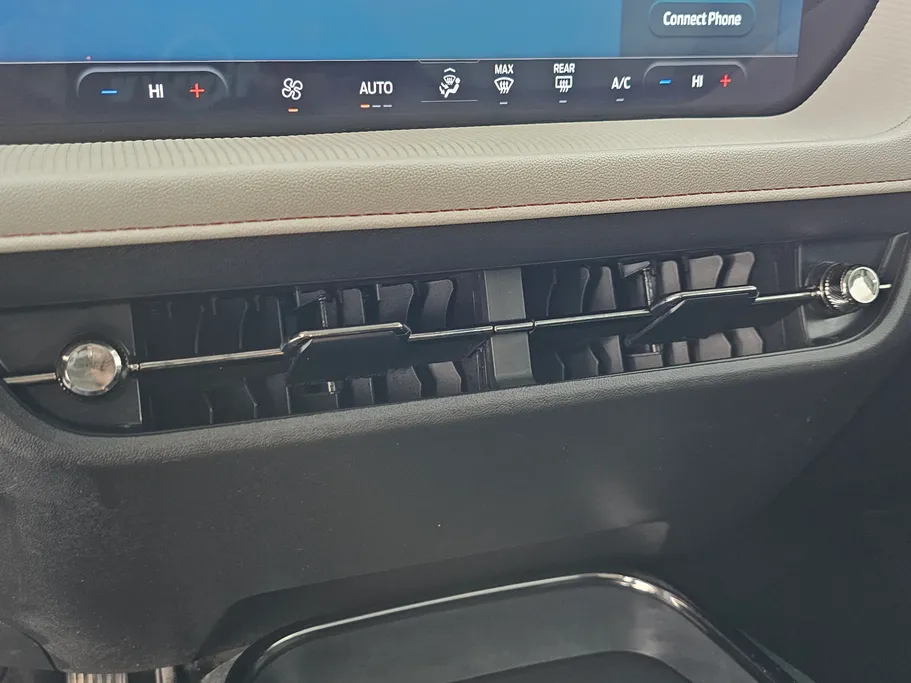 2023 Ford Taurus Trend 