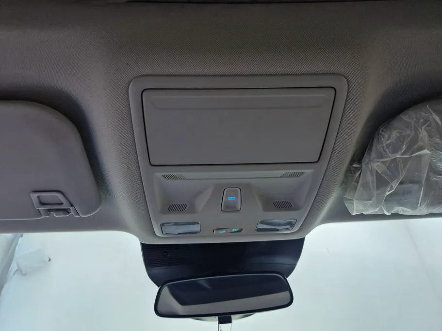 2023 Ford Taurus Trend 