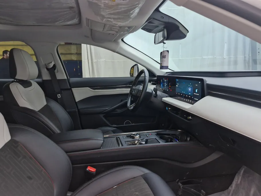 2023 Ford Taurus Trend 