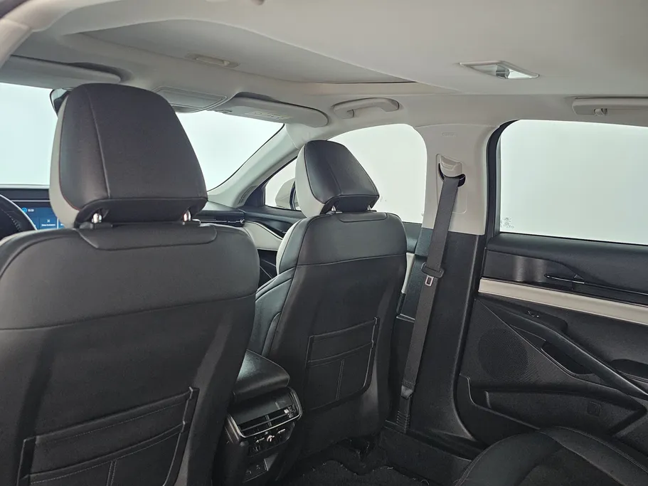 2023 Ford Taurus Trend 