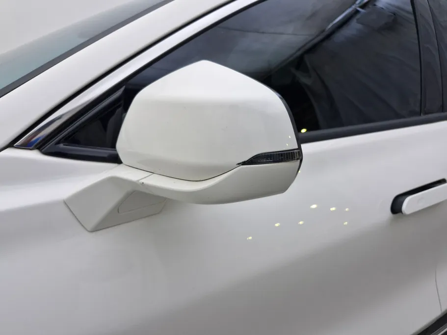 2023 Ford Taurus Trend 