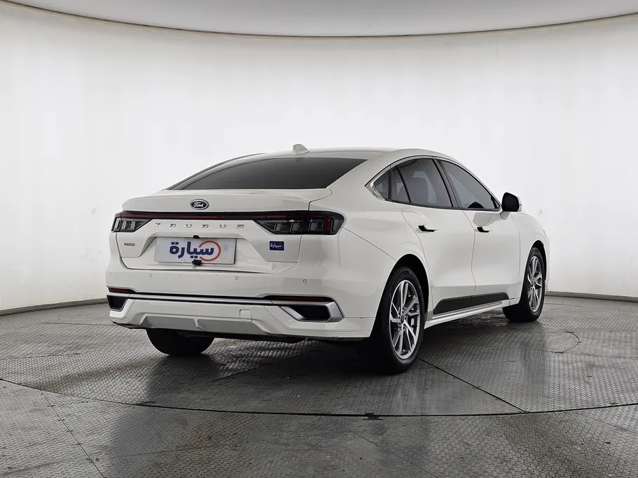 2023 Ford Taurus Trend 