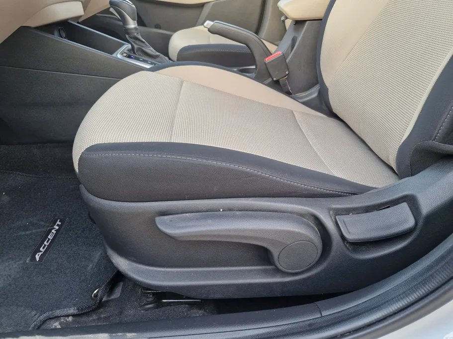 2022 Hyundai Accent Smart 