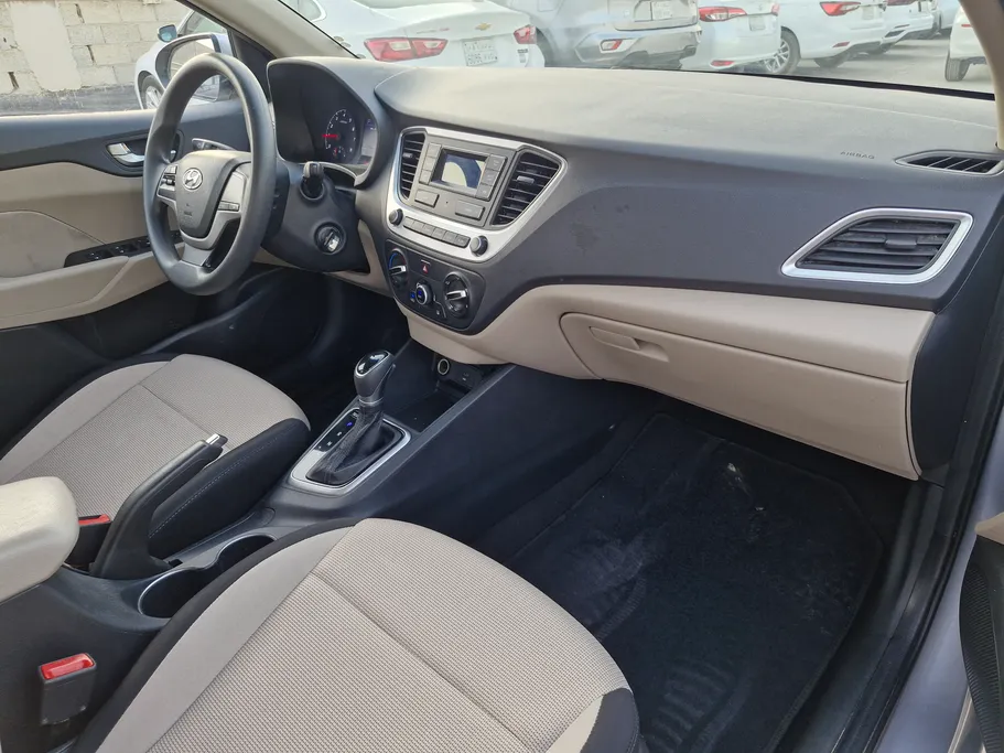 2022 Hyundai Accent Smart 