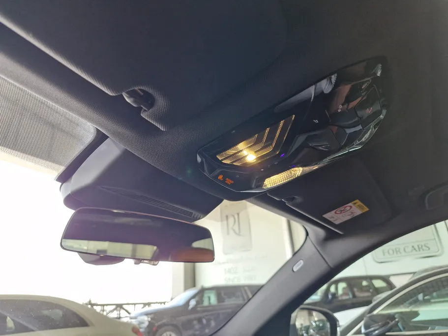 بي ام دبليو الفئة السابعة 735i 2023 