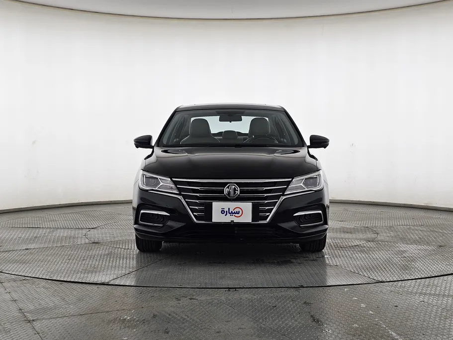 ام جي 5 LUX 2023 