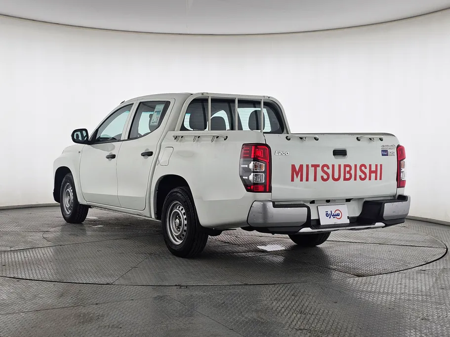 2021 Mitsubishi L200 DC 4x2 Diesel 
