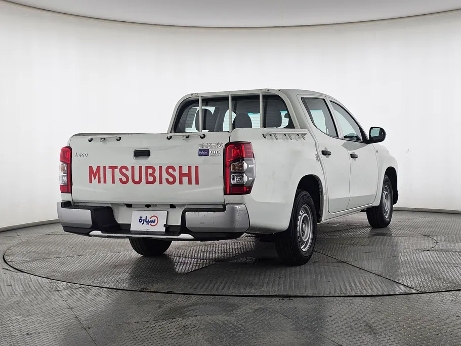 2021 Mitsubishi L200 DC 4x2 Diesel 