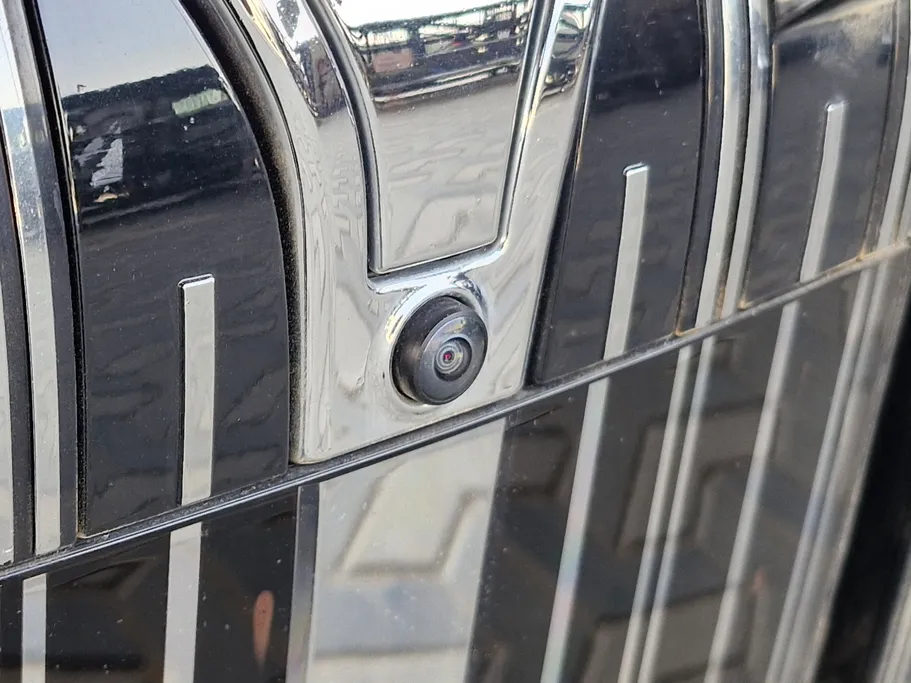 بي ام دبليو الفئة السابعة 735i 2023 