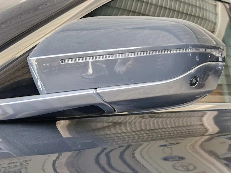 بي ام دبليو الفئة السابعة 735i 2023 