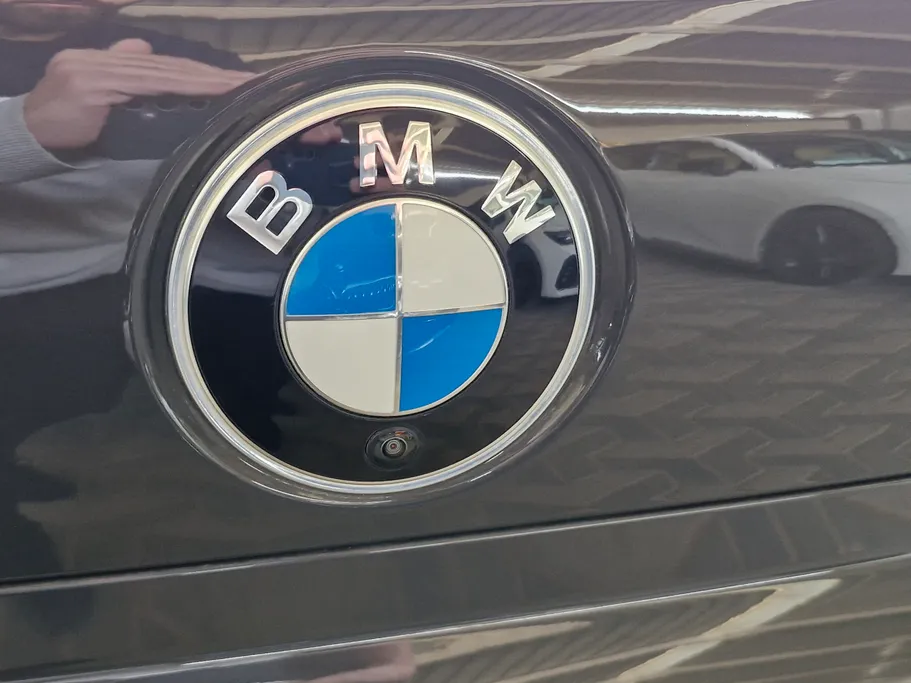 بي ام دبليو الفئة السابعة 735i 2023 