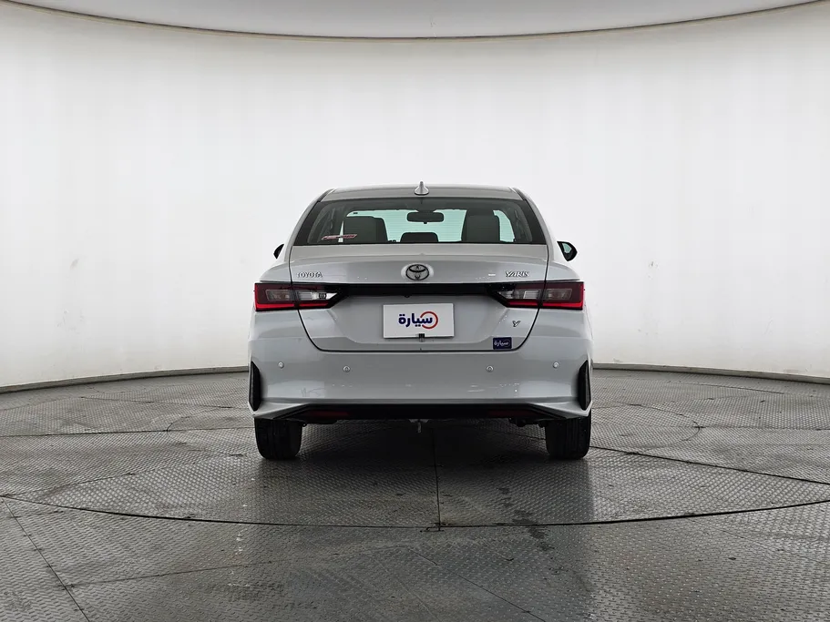 2023 Toyota Yaris  Y 