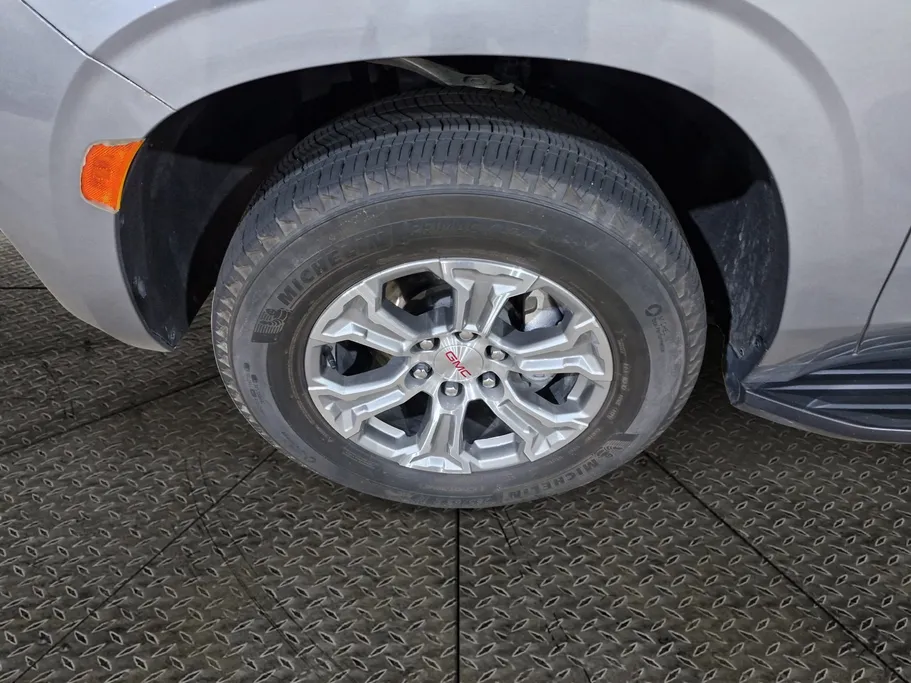 جي إم سي  يوكن SLE 2023 