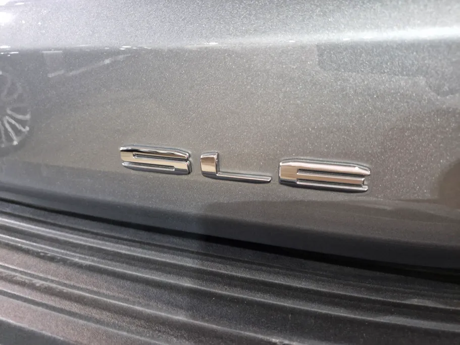 جي إم سي  يوكن SLE 2023 