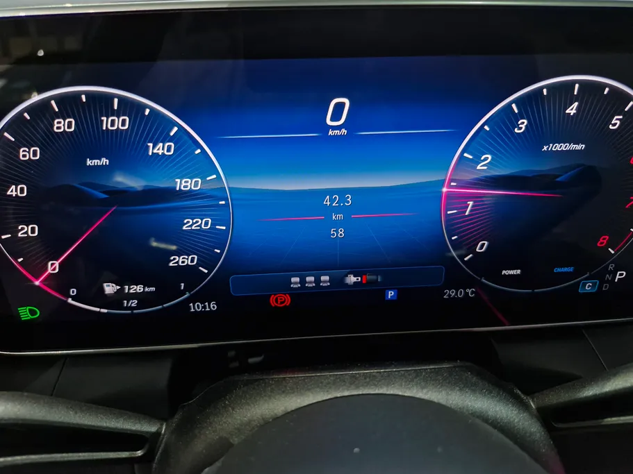 2026 Mercedes GLC 300 