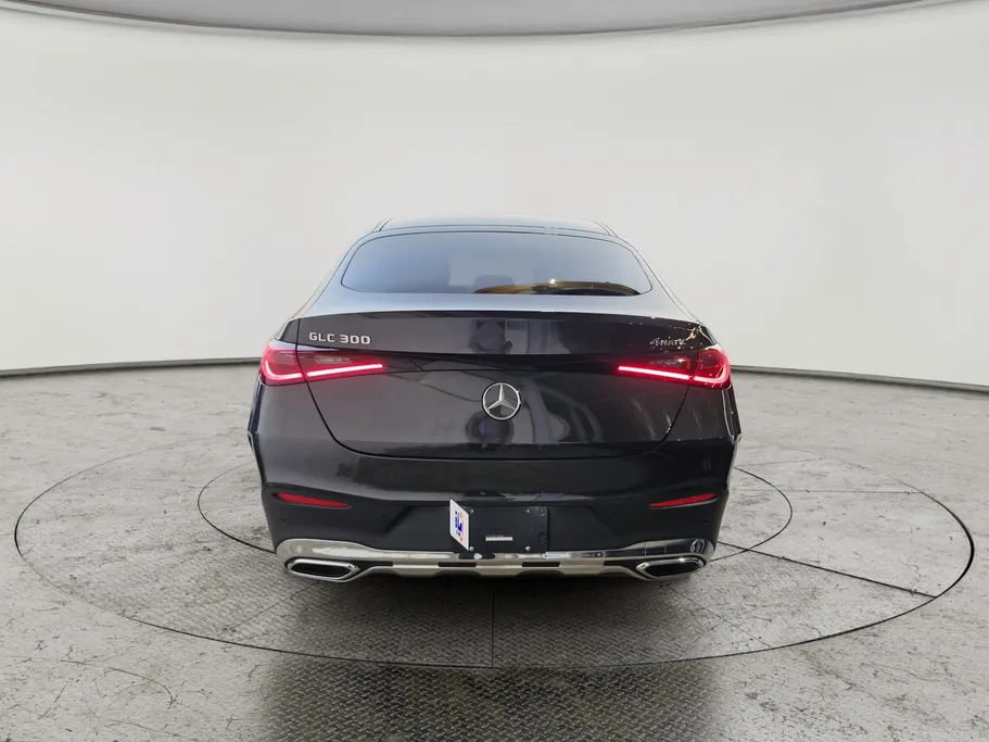 2026 Mercedes GLC 300 