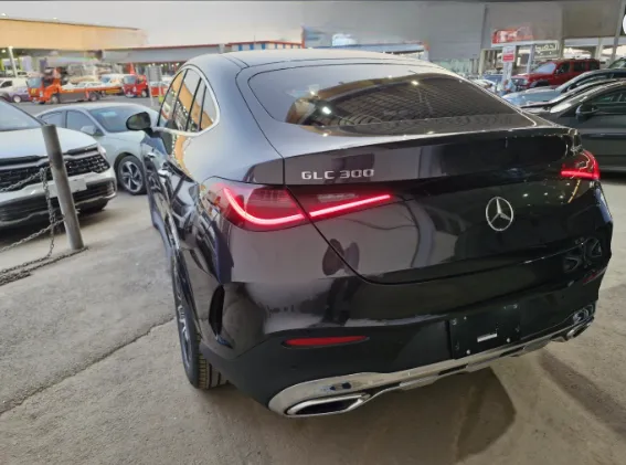 2026 Mercedes GLC 300 