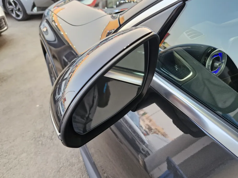 2026 Mercedes GLC 300 