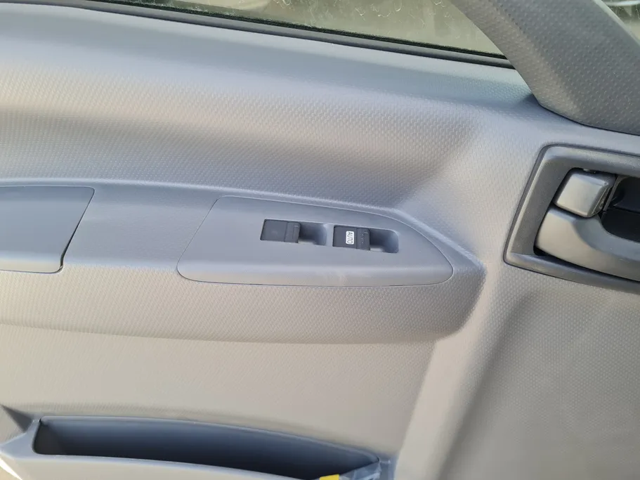 2025 Isuzu Dyna شاص طويل 