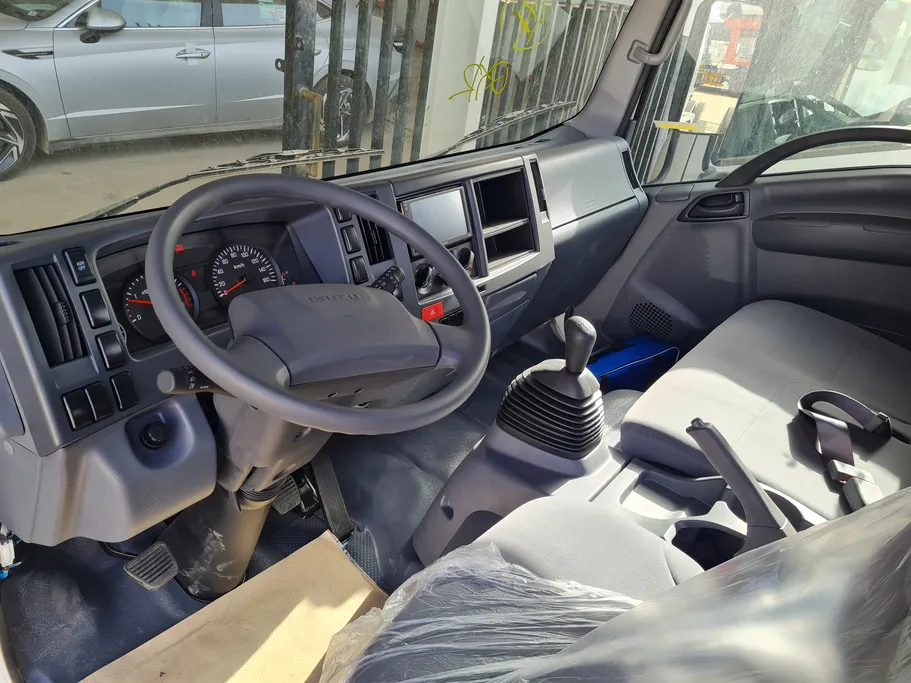 2025 Isuzu Dyna شاص طويل 