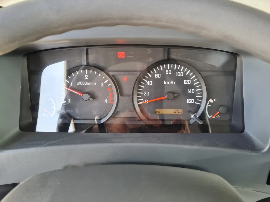 2025 Isuzu Dyna شاص طويل 