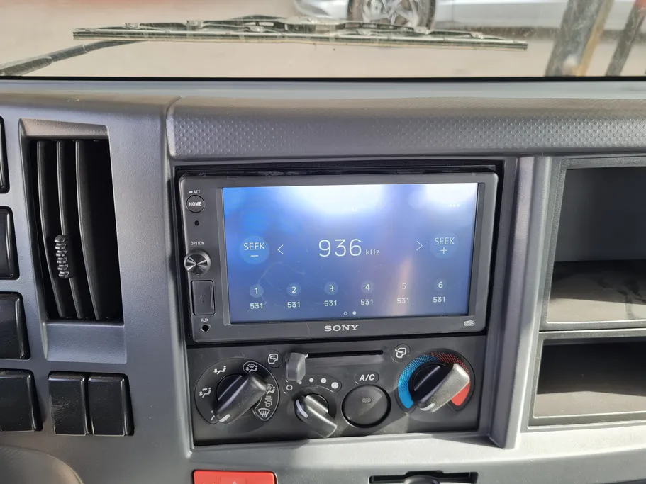 2025 Isuzu Dyna شاص طويل 