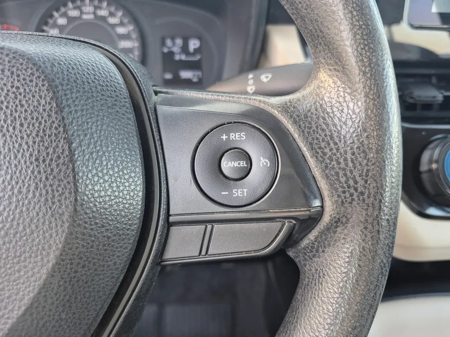 تويوتا كورولا XLI 2022 