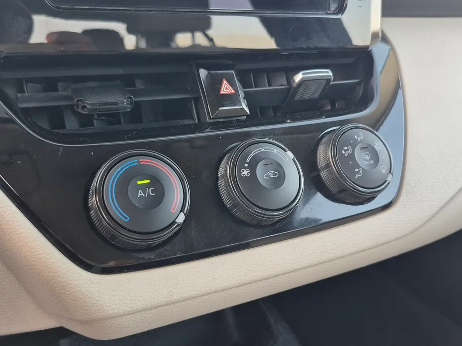 تويوتا كورولا XLI 2022 