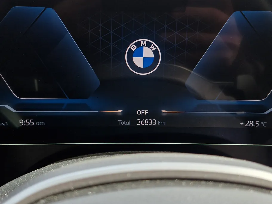 بي ام دبليو الفئة الخامسة 520i 2024 