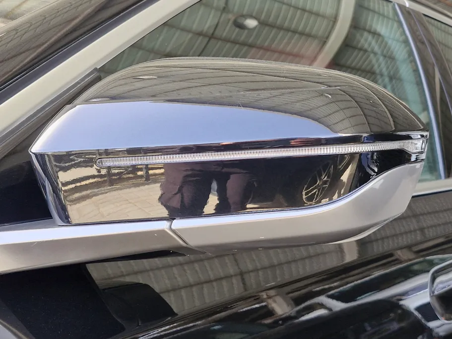 بي ام دبليو الفئة الخامسة 520i 2024 