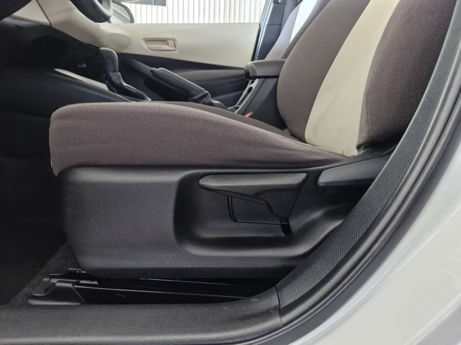 تويوتا كورولا XLI 2022 