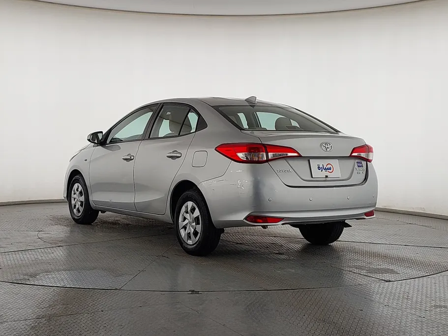 2019 Toyota Yaris  Y 