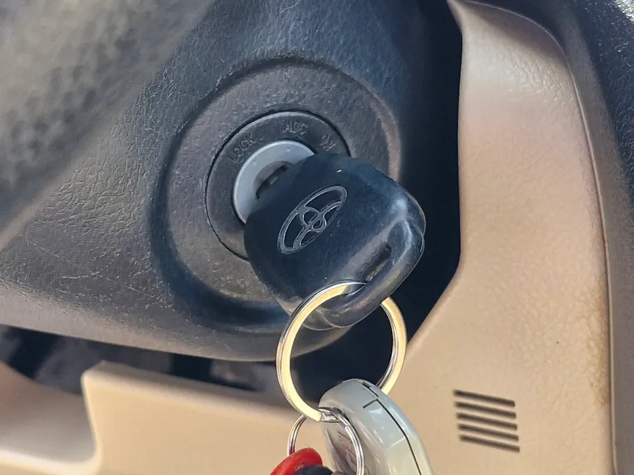 2019 Toyota Yaris  Y 