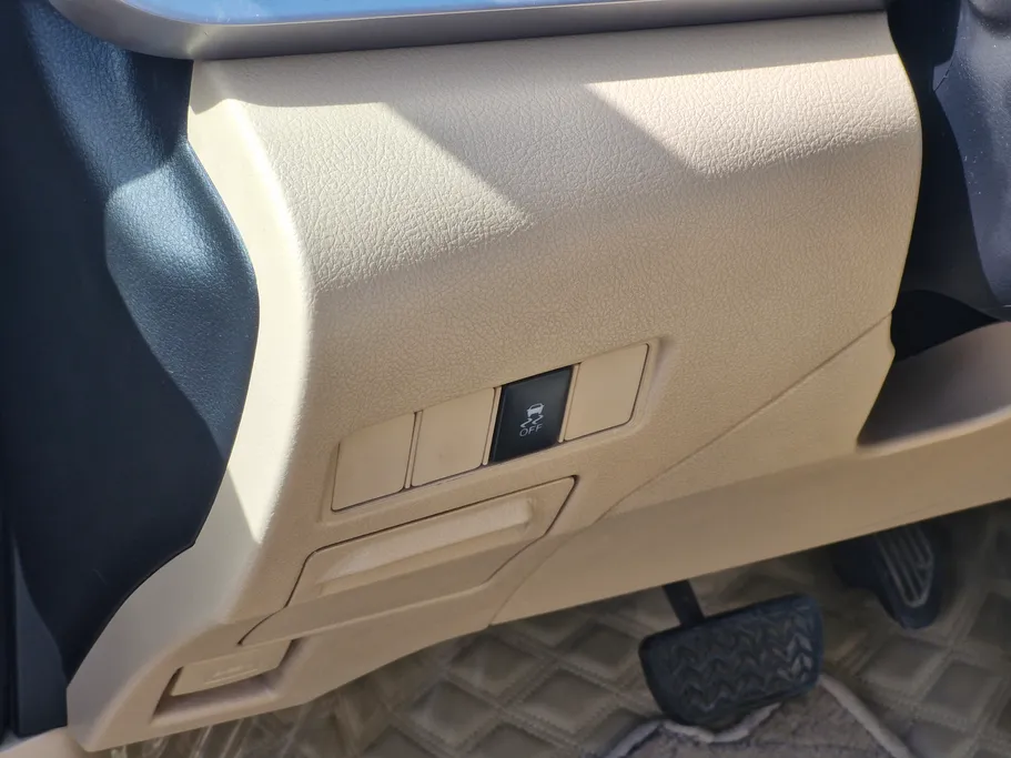 2019 Toyota Yaris  Y 