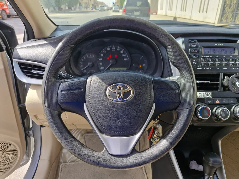 2019 Toyota Yaris  Y 