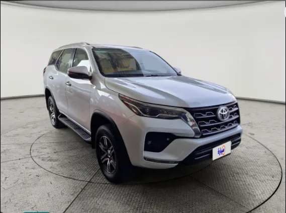 تويوتا فورتشنر VX1 2023 