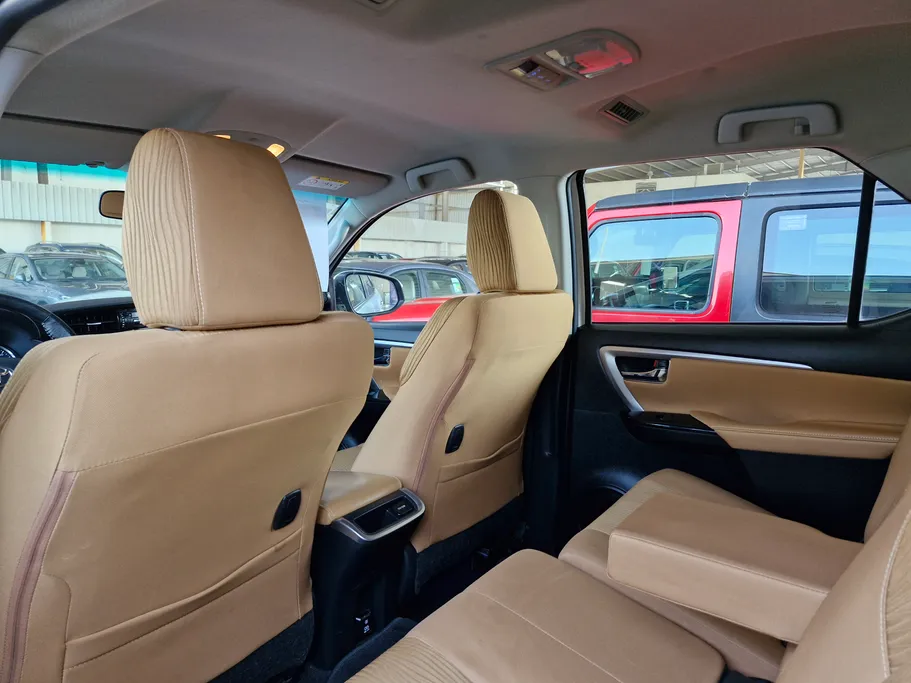 تويوتا فورتشنر VX1 2023 