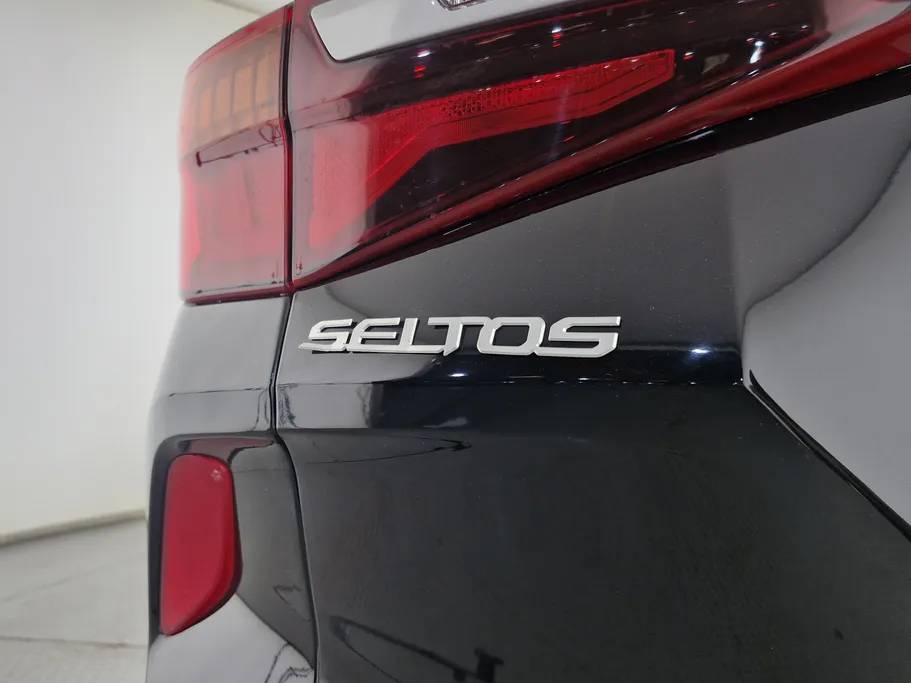 2023 Kia Seltos LX 